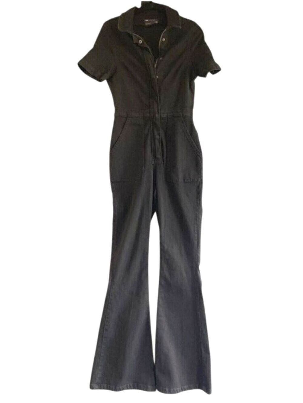 ASOS Washed Black Utility Stretch Jumpsuit Short Sleeve Zip Front Flared Size 4